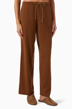 Light/pastel Brown
