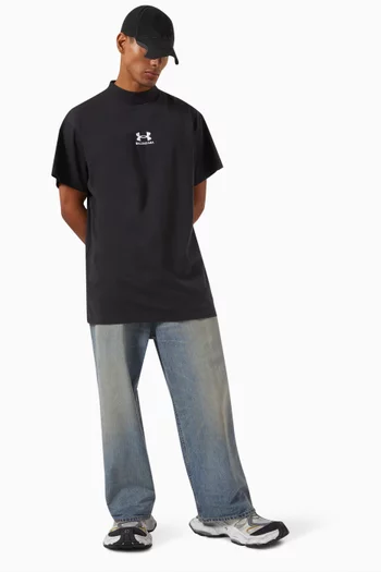 x Under Armour® Unisex Oversized T-shirt in Jersey