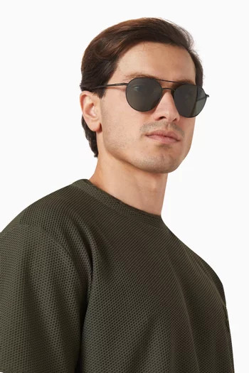 Round Sunglasses in Steel