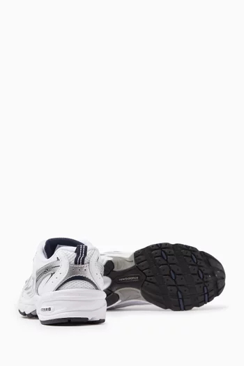 530 Sneakers in Mesh