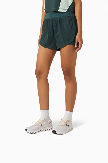 Cloud 6 Push Low-top Sneakers in Mesh