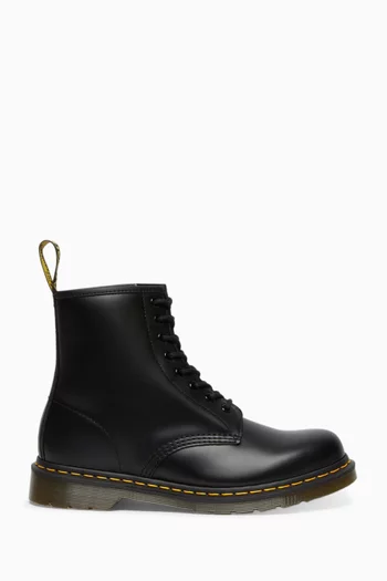 1460 Lace-up Boots in Smooth Leather