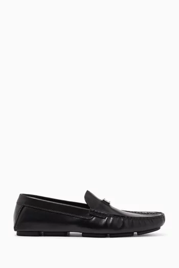 Logo Plate Loafers in Leather