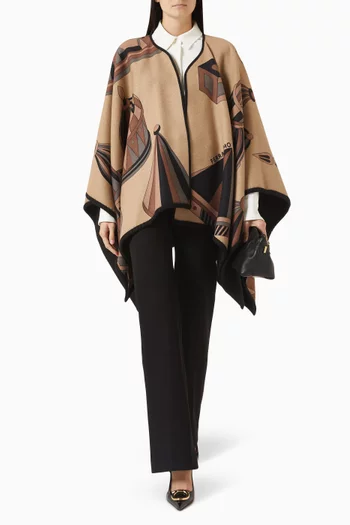 Reversible Cape in Cashmere Blend