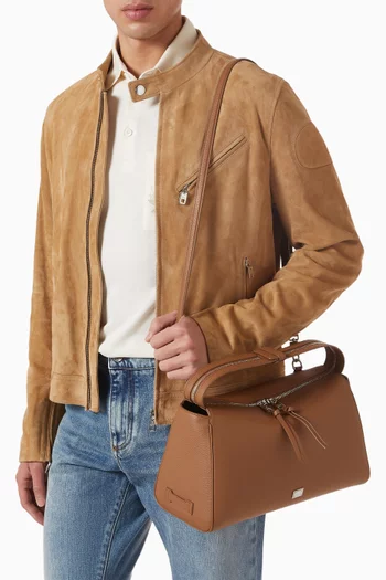 Vittoria Shoulder Bag
