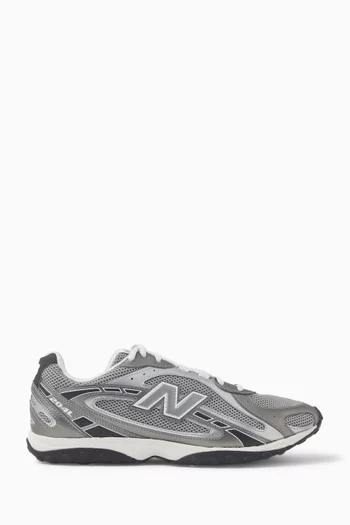 204L Sneakers
