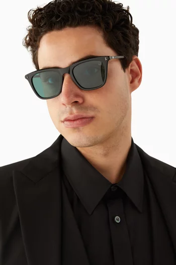 Square Sunglasses in Acetate & Metal