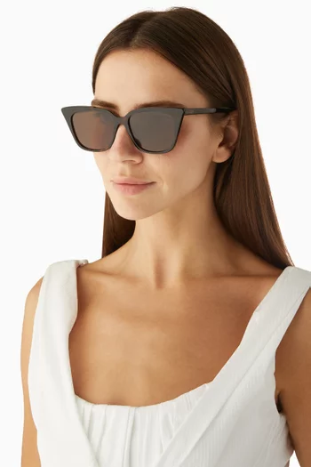 Cat-eye Sunglasses in Acetate