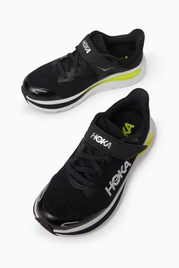 Clifton 10 Sneakers