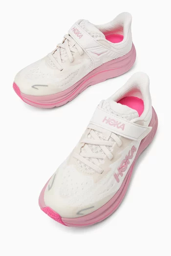 Clifton 10 Sneakers