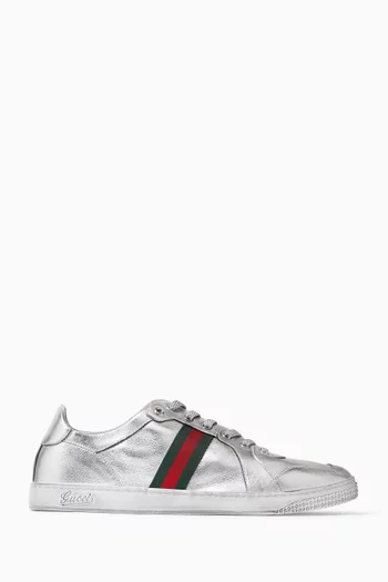 Worn-out Effect Stretch Low-top Sneakers in Leather