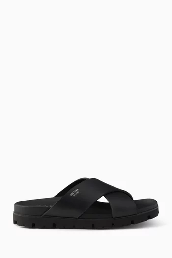 Crisscross Sandals in Rubber