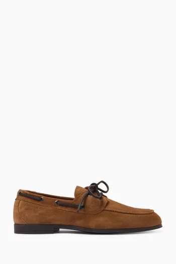 Flexible Sole Boat Shoes in Suede