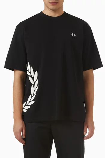 Textured Laurel Wreath T-shirt