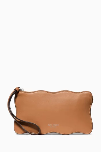 Zippy Wavy Wristlet in Leather