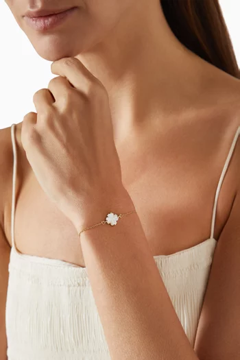 Spade Flower Solitaire Bracelet in Gold-tone Brass