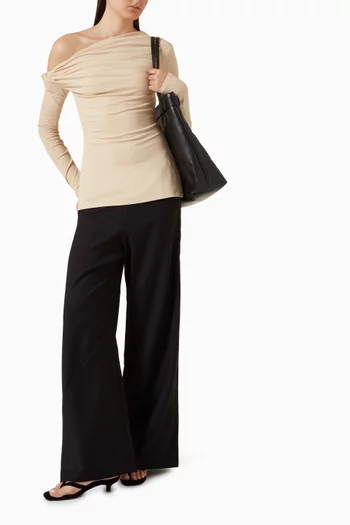 Manahou Asymmetric Top in Modal Blend