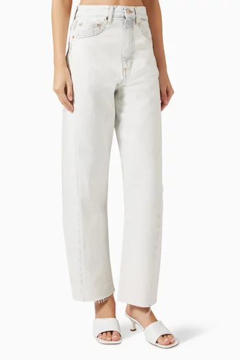 Ethan Barrel-leg Jeans in Denim