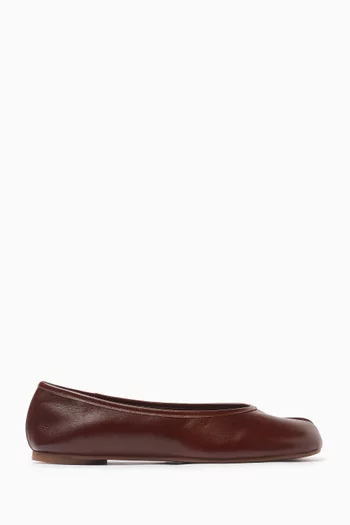Split-toe Ballerina Flats in Leather