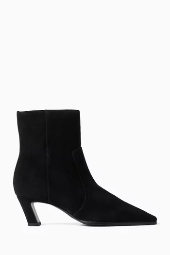 55 Pointed-toe Ankle Boots in Suede