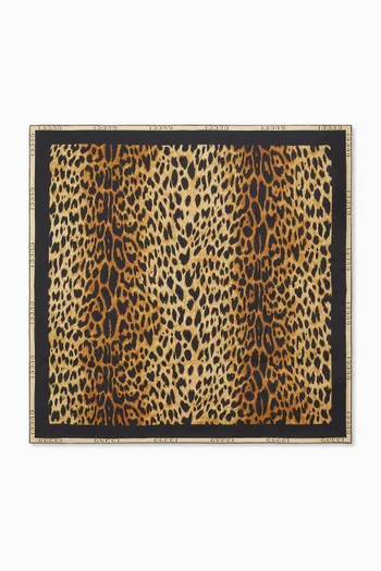 Printed Scarf in Silk Twill
