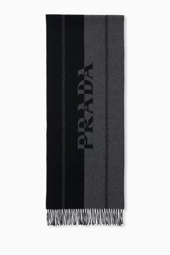 Jacquard Logo Scarf in Knit