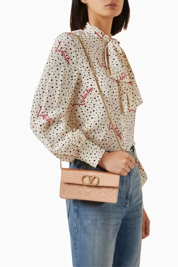 VLogo Signature Chain Wallet in Moiré