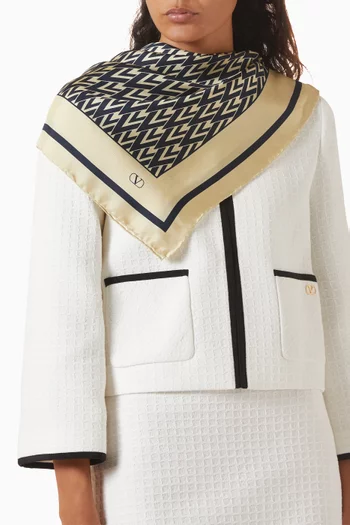 Toute La V Scarf in Silk