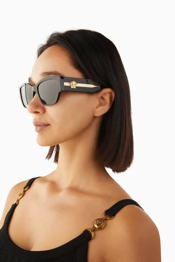 Cat-eye Sunglasses in Acetate