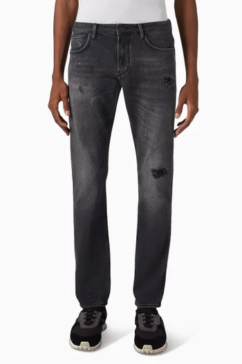 Distressed Jeans in Denim