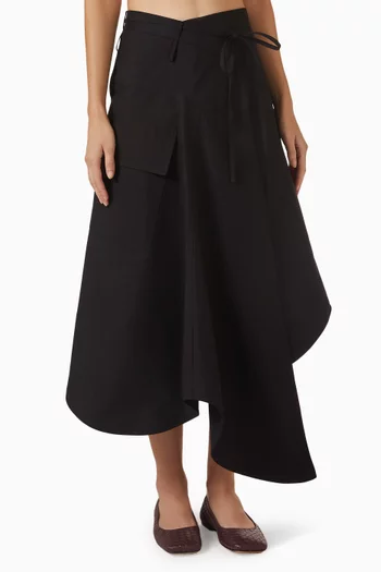 Asymmetric Skirt in Compact Cotton Toile