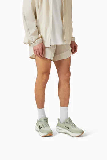 Vomero Plus Sneakers in Mesh
