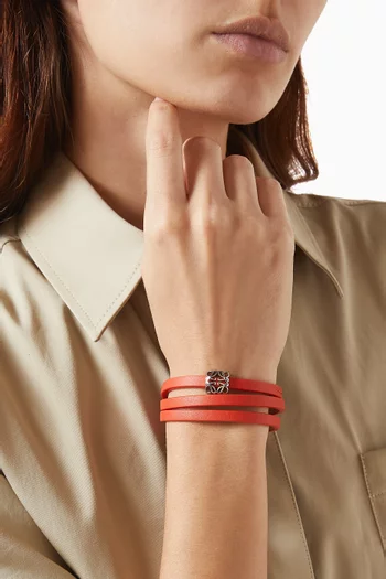 Anagram Twist Bracelet in Leather