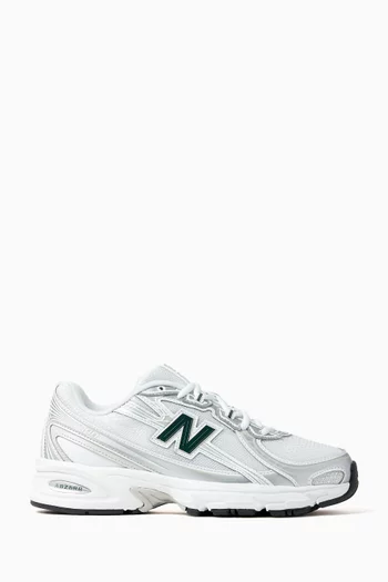 740 Sneakers in Mesh