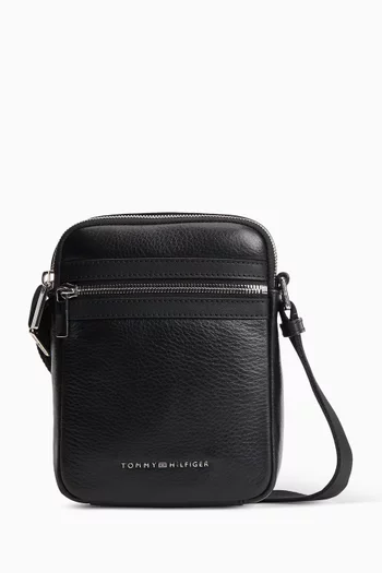 TH Business Reporter Crossbody Bag in Leather