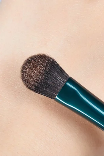 Soft Blooming Feather Touch Precision Eye Brush