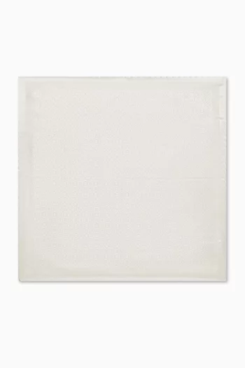 منديل جيب بنقشة ميدالية حرير تويل