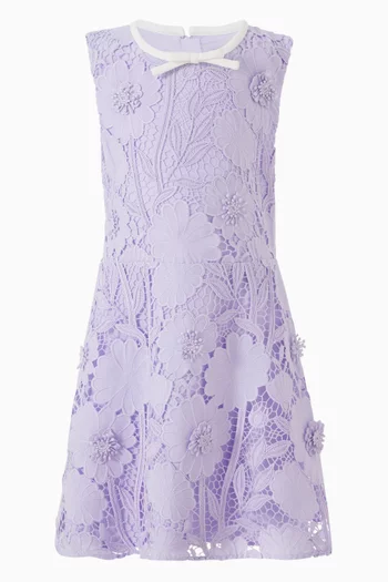 Dress in Floral Lace