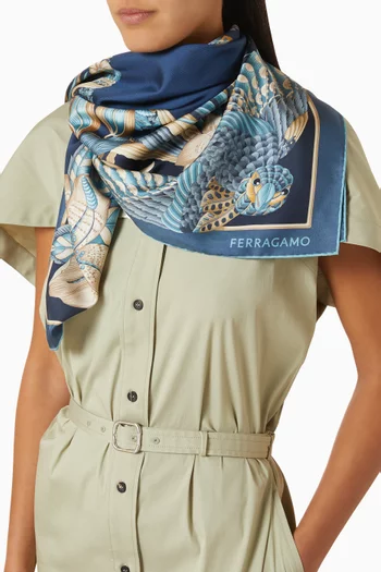 Parrots Printed Foulard in Silk