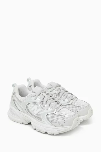 530 Sneakers in Mesh