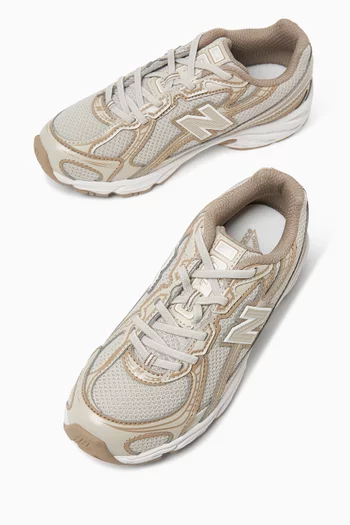 740 Sneakers in Mesh