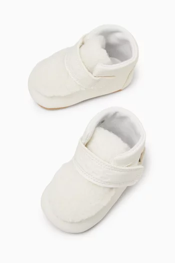 Fluffy Booties in Nubuck Cow Leather