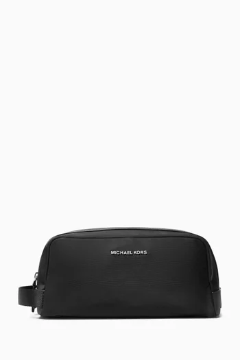 Travel Kit in Nylon