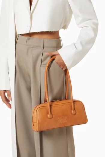 Soft Boston EW Shoulder Bag in Leather