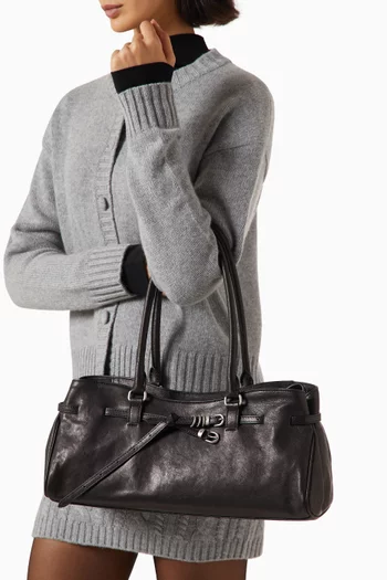 Soft Grandma Shoulder Bag in Nappa Leather