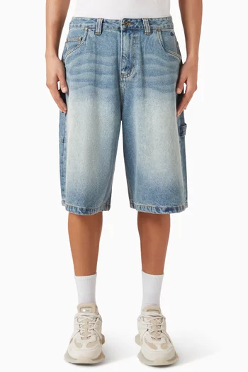 Classic Shorts in Denim