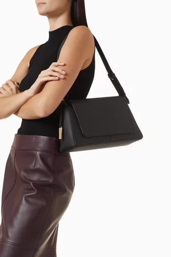 Ameline Shoulder Bag in Leather