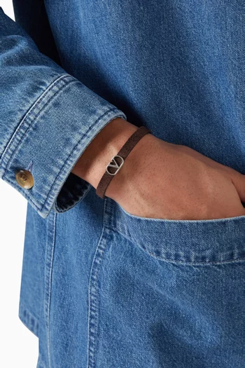 VLogo Signature Bracelet in Suede