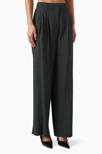 Sulli Pleated Pants in Viscose