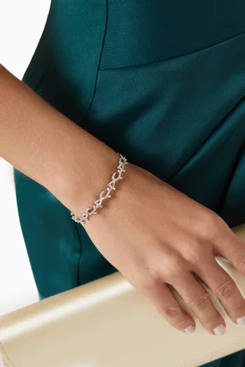 Arabic 'Hobb' Baguette Diamond Cuff in 18kt White Gold